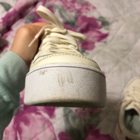 ✨FINAL SALE✨Retro Puma Sneakers - Picture 5 of 11